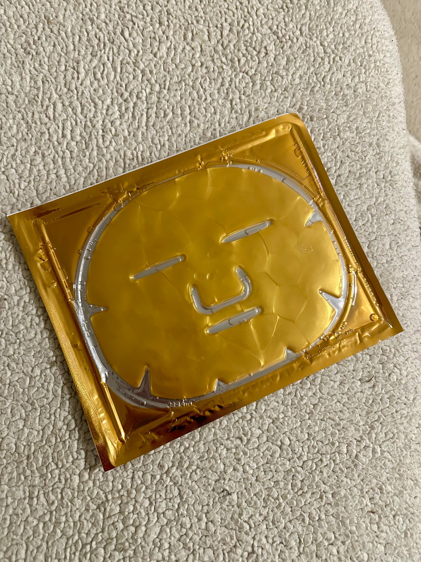 4x Gold Face Mask